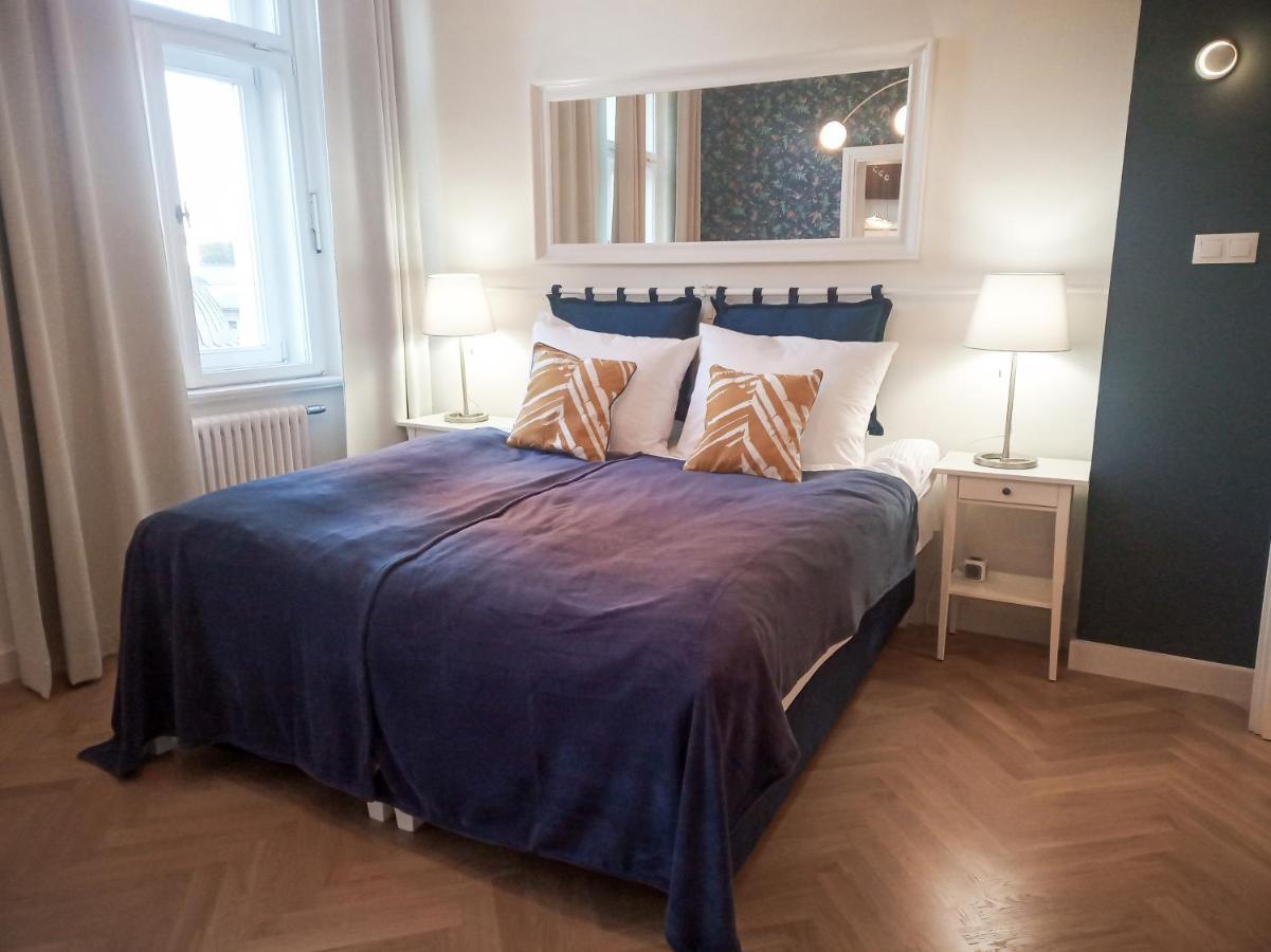 Dominican Square By Hashtag Apartments Krakow Luaran gambar