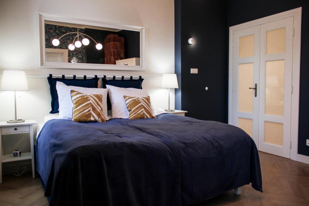 Dominican Square By Hashtag Apartments Krakow Luaran gambar